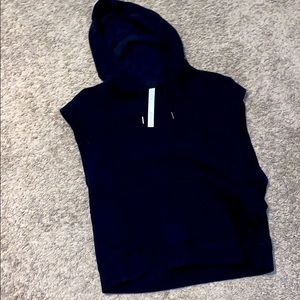Lululemon sleeveless pocket pullover.